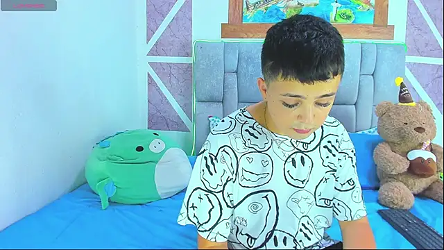 Snapshot of christopher_Hot chatting on 03.01.26 christopher Hot online show from 03.01.26