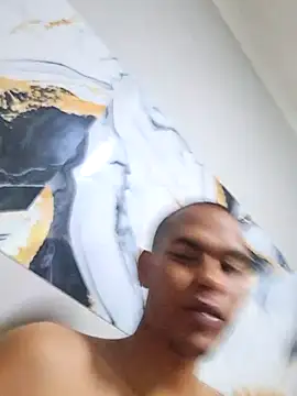 LuciousLyon online show from 01.08.26