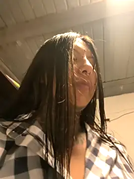 missashlyrosette online show from 12.22.25