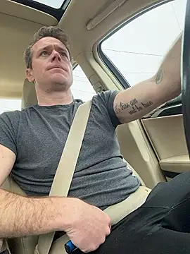 DILFiGuess11 online show from 01.14.26