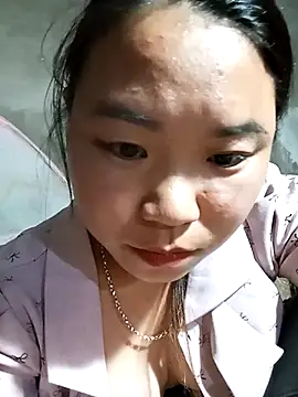 may-squirl online show from 10.21.25