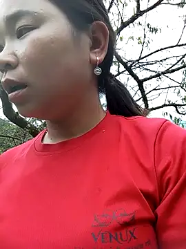 may-squirl online show from 10.22.25