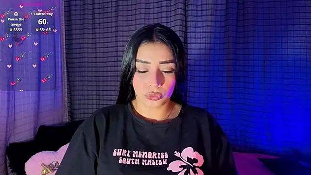 Kayleemorales online show from 10.15.25