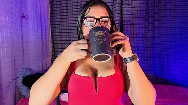 Kayleemorales online show from 12.02.25