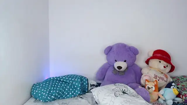 ViolettaMiller  online show from 02.05.26