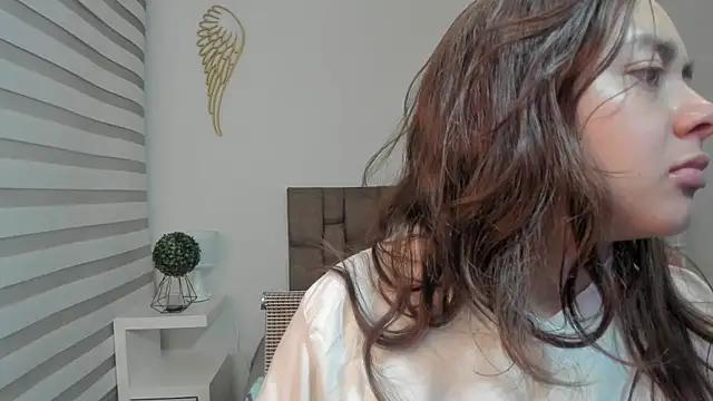 Snapshot of ambar_69_ chatting on 11.04.25 ambar 69 online show from 11.04.25