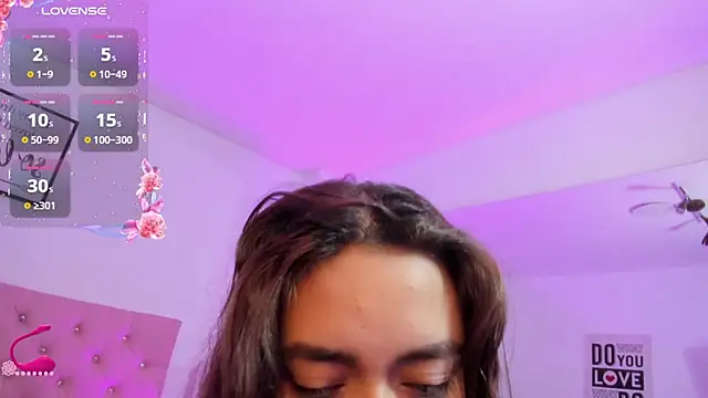 Snapshot of ambar_69_ chatting on 11.15.25 ambar 69 online show from 11.15.25