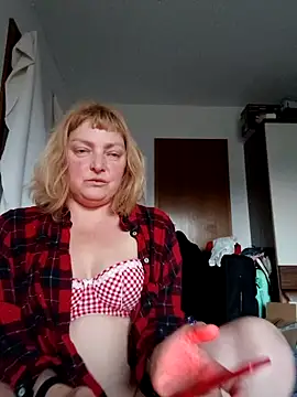 LiluLiluLilu online show from 04.18.26