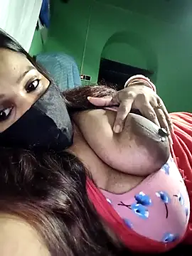 V-hot-swiet online show from 10.05.25