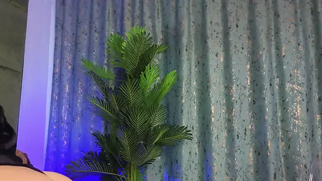 DeniseBlu online show from 09.20.25