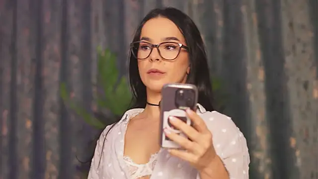 DeniseBlu online show from 10.13.25