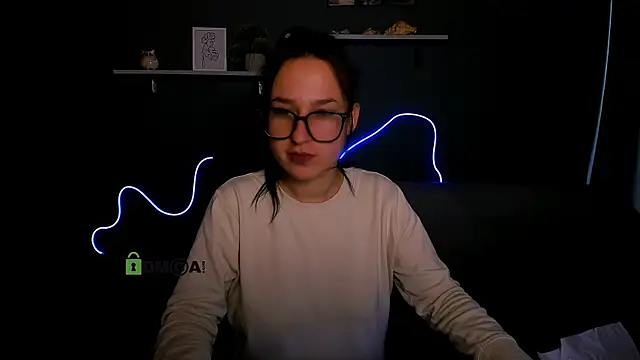 Snapshot of alma_black chatting on 10.08.25 alma black online show from 10.08.25