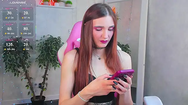 Snapshot of Alisha_Green chatting on 04.20.26 Alisha Green online show from 04.20.26