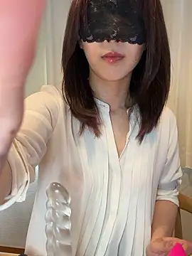 Snapshot of siichan-ta chatting on 05.14.26 siichan-ta online show from 05.14.26