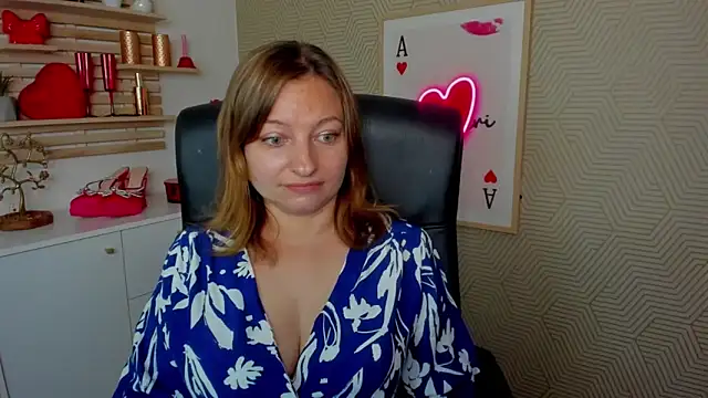 Snapshot of angelaSamt chatting on 06.22.26 angelaSamt online show from 06.22.26