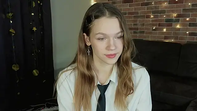 VelvetRisque online show from 01.09.26