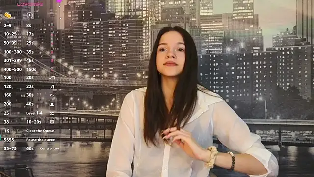 VelvetRisque online show from 05.02.26