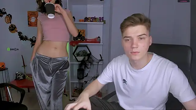 kitniss dreamy online show from 10.29.25