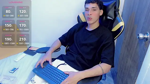 Snapshot of yankees_ chatting on 09.09.25 yankees online show from 09.09.25