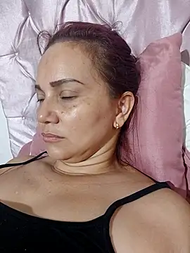 Amanda39 online show from 10.13.25