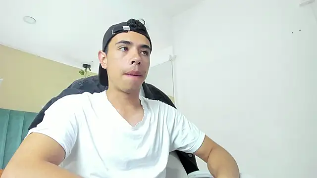 Muscle Scott online show from 09.22.25