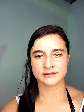 Snapshot of littleemma_77 chatting on 09.22.25 littleemma 77 online show from 09.22.25