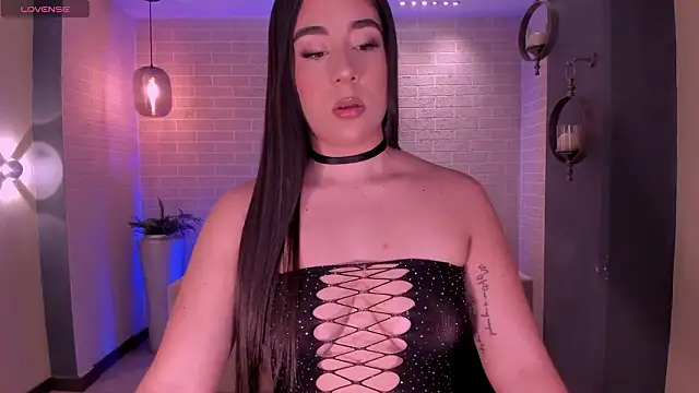 Snapshot of SussyBellX chatting on 02.28.26 SussyBellX online show from 02.28.26