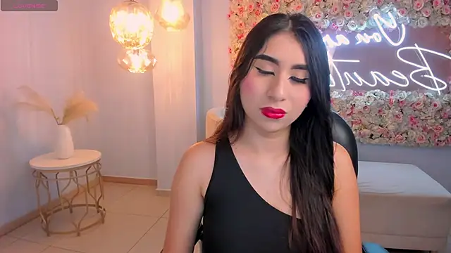 MayaMoretti  online show from 10.22.25