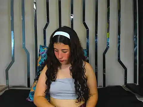 Snapshot of AuroraFishx69 chatting on 09.30.25 AuroraFishx69 online show from 09.30.25