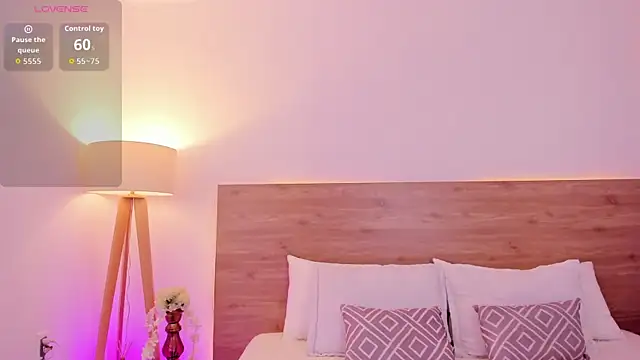 GinebraBrown online show from 11.06.25