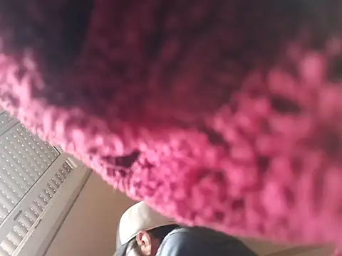 BeakedMezuza online show from 11.29.25