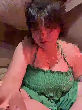 Snapshot of ha-cute chatting on 02.01.26 ha-cute online show from 02.01.26