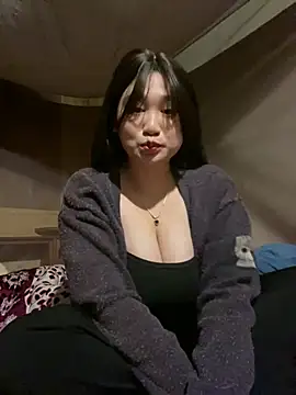 Snapshot of ha-cute chatting on 02.19.26 ha-cute online show from 02.19.26