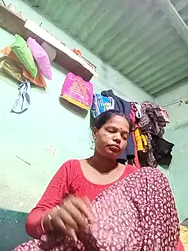 Snapshot of Sapna_ji45 chatting on 10.12.25 Sapna ji45 online show from 10.12.25
