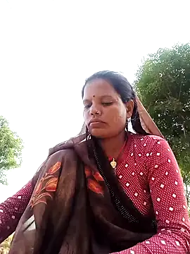 Snapshot of Sapna_ji45 chatting on 10.16.25 Sapna ji45 online show from 10.16.25