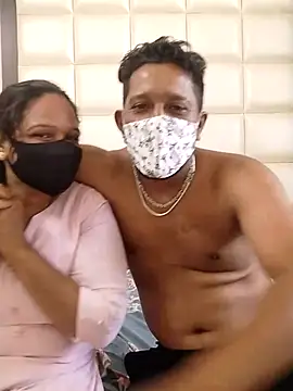 Snapshot of Sex_Queen_aaraya chatting on 09.20.25 Sex Queen aaraya online show from 09.20.25