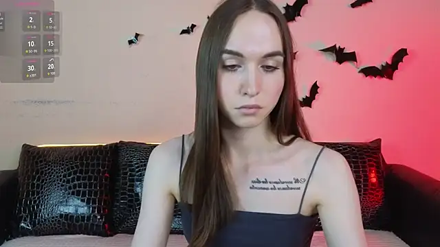 Angeel Kate online show from 11.17.25