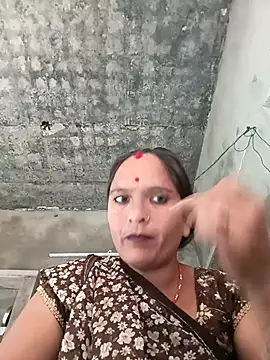 Snapshot of suhani_sharmj chatting on 11.10.25 suhani sharmj online show from 11.10.25