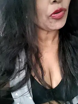 Deepa Sharma143 online show from 10.03.25