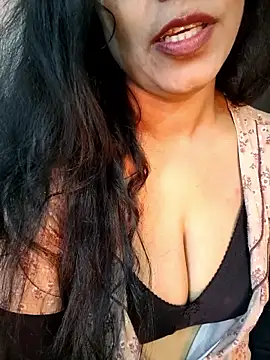 Deepa Sharma143 online show from 02.03.26