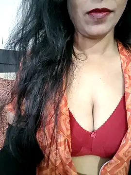 Deepa Sharma143 online show from 03.04.26