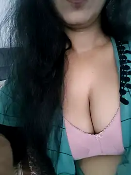 Deepa Sharma143 online show from 04.10.26