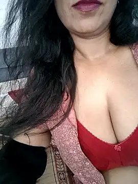 Snapshot of Deepa_Sharma143 chatting on 04.21.26 Deepa Sharma143 online show from 04.21.26