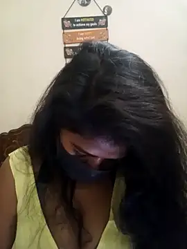 HAANNIAA online show from 12.19.25