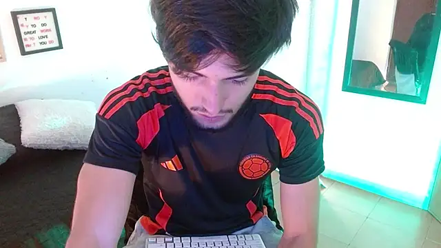 Zyon benet1 online show from 09.26.25