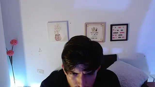 Zyon benet1 online show from 09.28.25