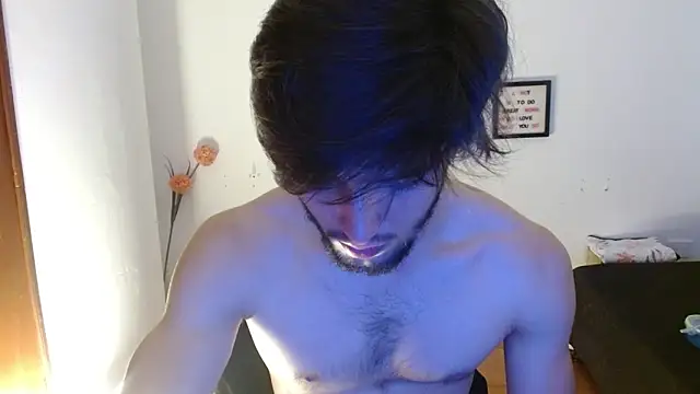 Zyon benet1 online show from 10.08.25