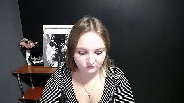 Snapshot of Mystic_nikole chatting on 09.26.25 Mystic nikole online show from 09.26.25