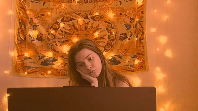 AliceCUNTach online show from 04.02.26