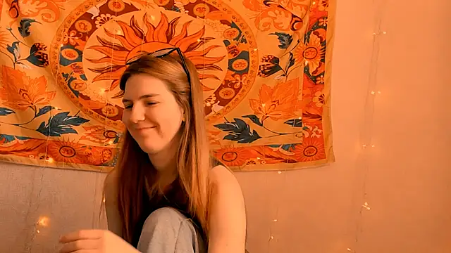 Snapshot of AliceCUNTach chatting on 05.02.26 AliceCUNTach online show from 05.02.26